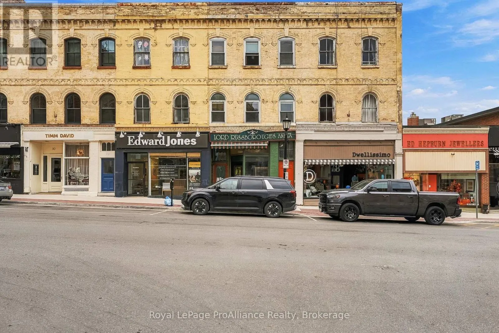 2 - 80 WALTON STREET #2