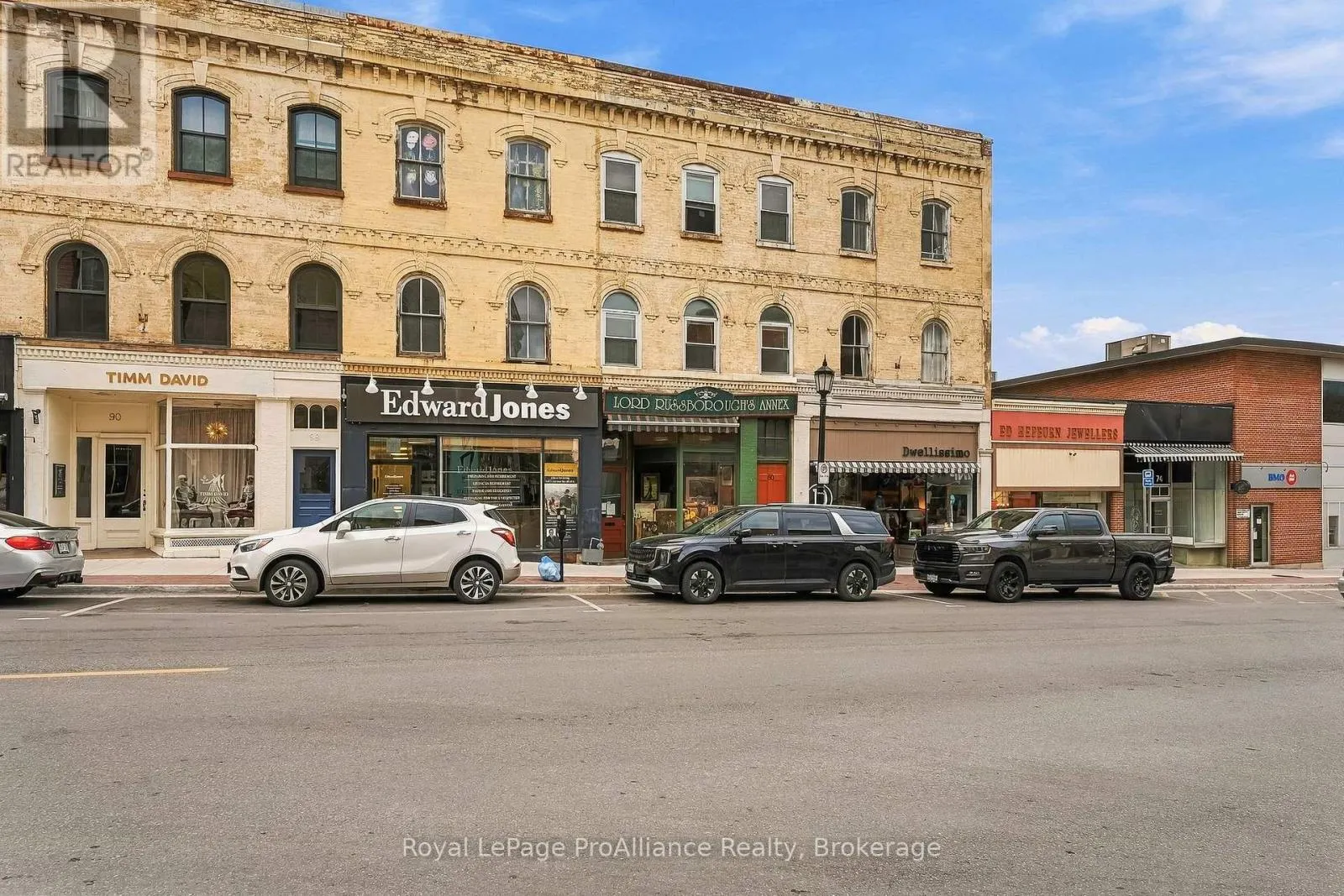 2 - 80 WALTON STREET #2