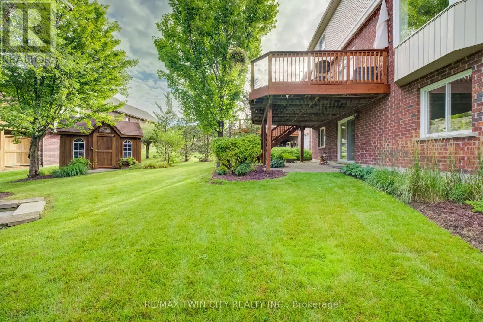 2 FIRELLA PLACE