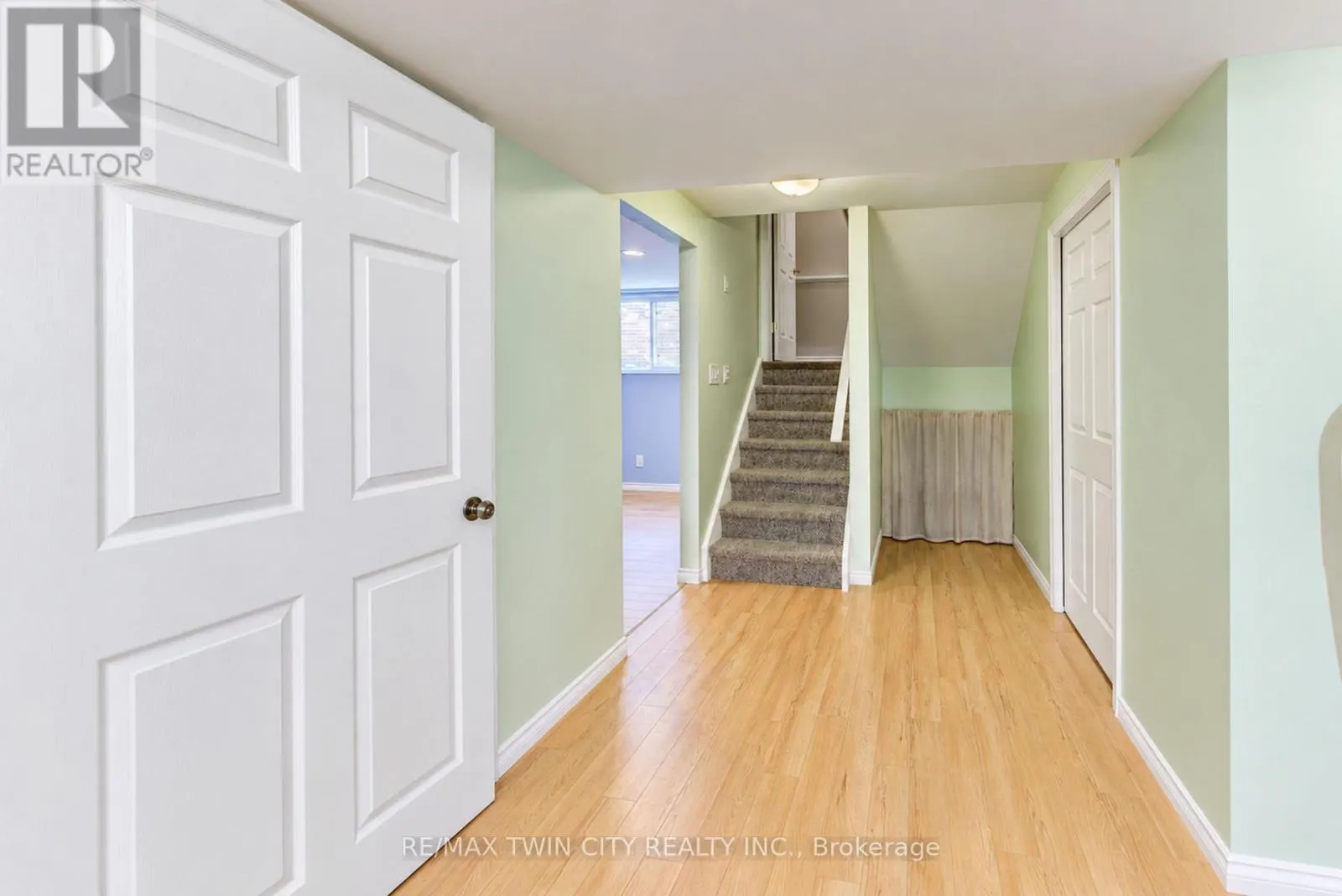 2 FIRELLA PLACE