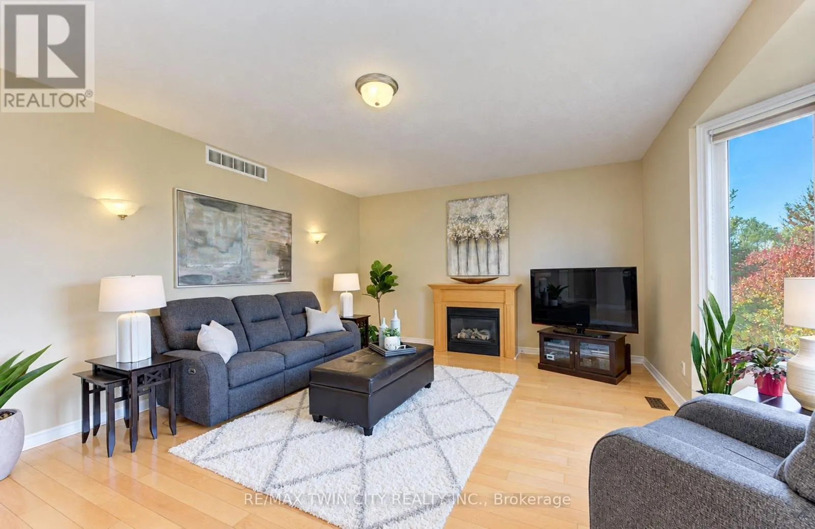 2 FIRELLA PLACE