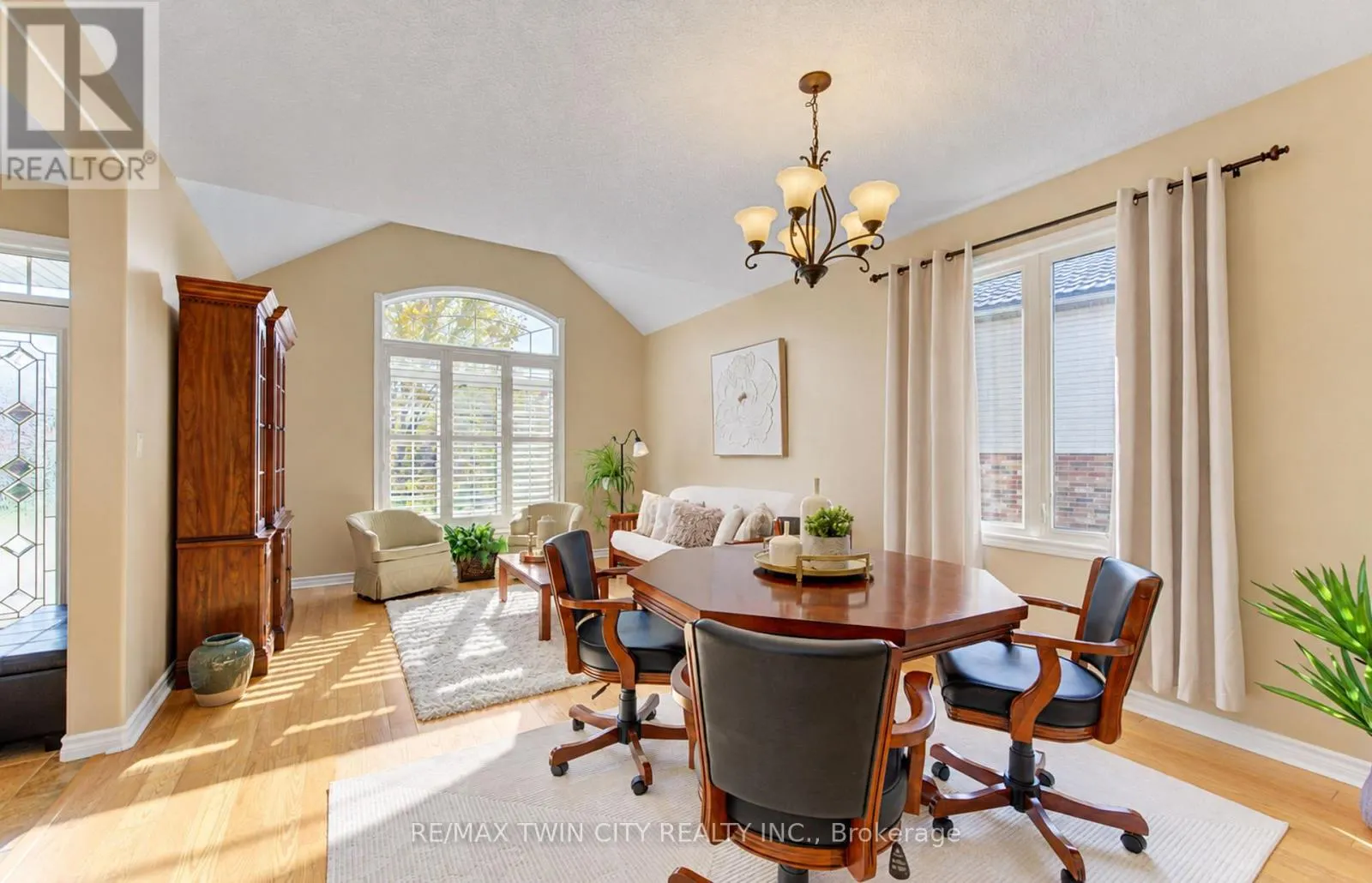 2 FIRELLA PLACE