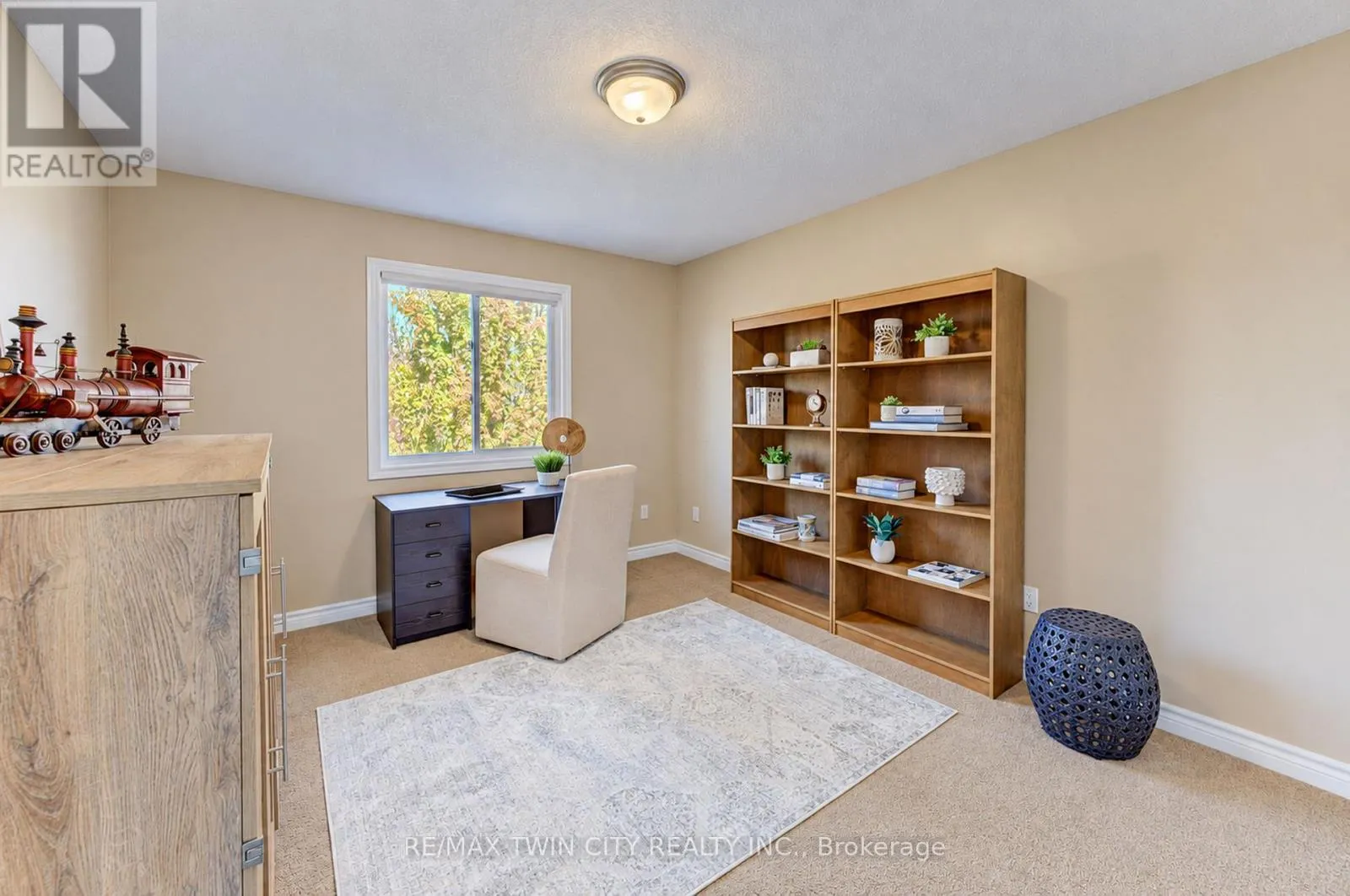 2 FIRELLA PLACE