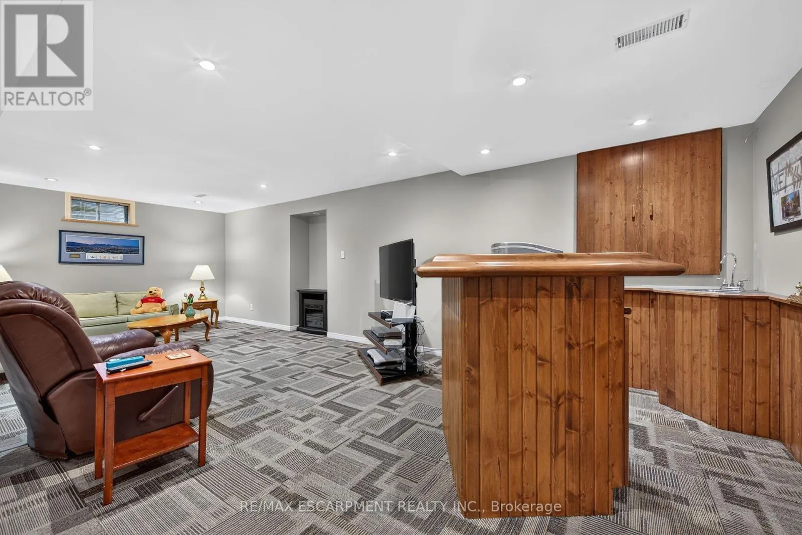 3412 VINEHAVEN TRAIL