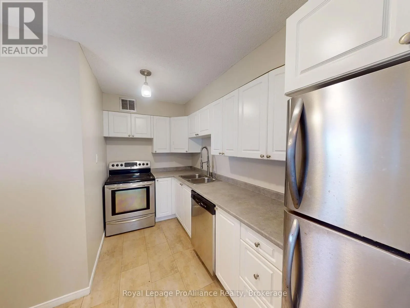601 - 350 FRONT STREET #601