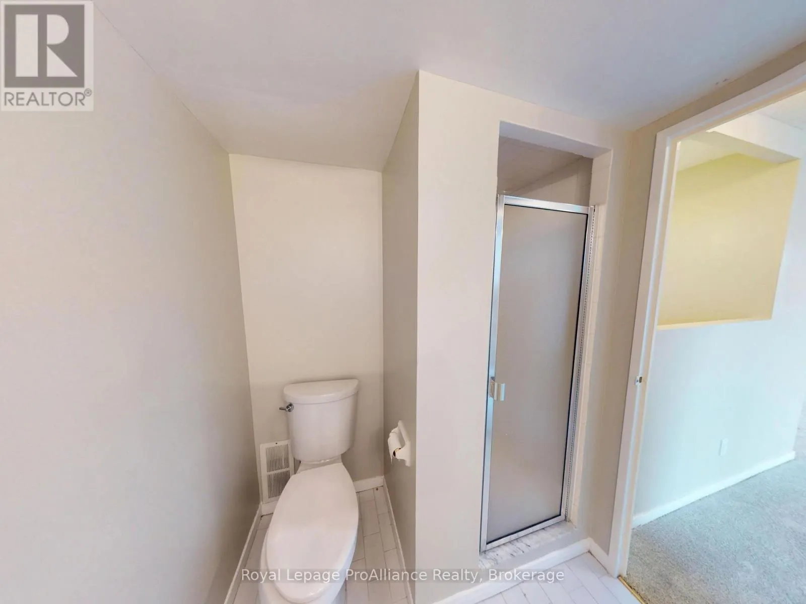 601 - 350 FRONT STREET #601