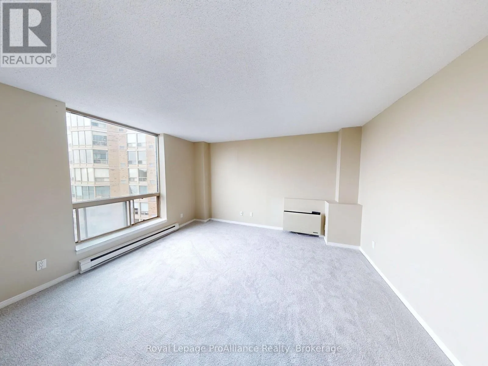 601 - 350 FRONT STREET #601