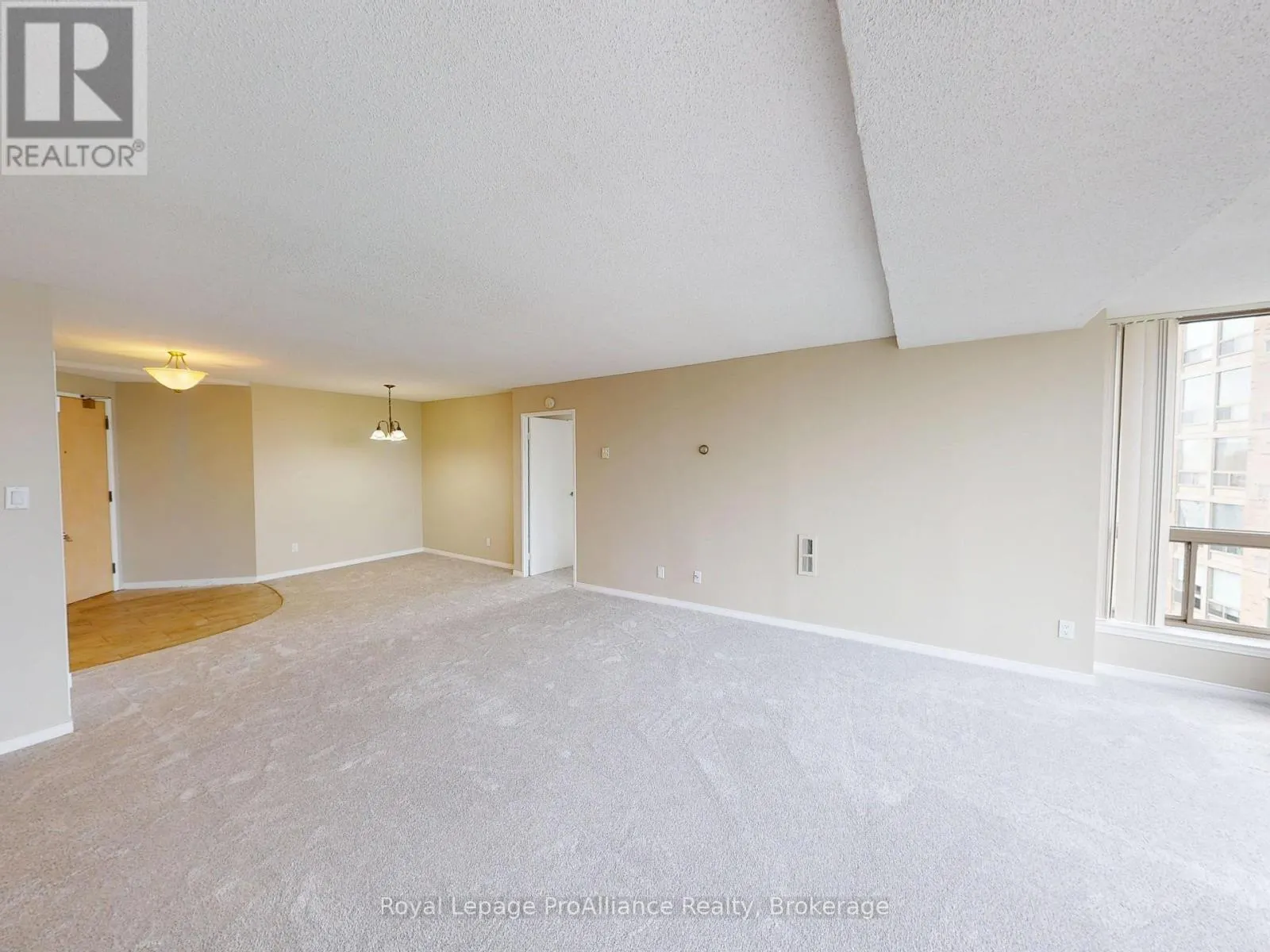 601 - 350 FRONT STREET #601