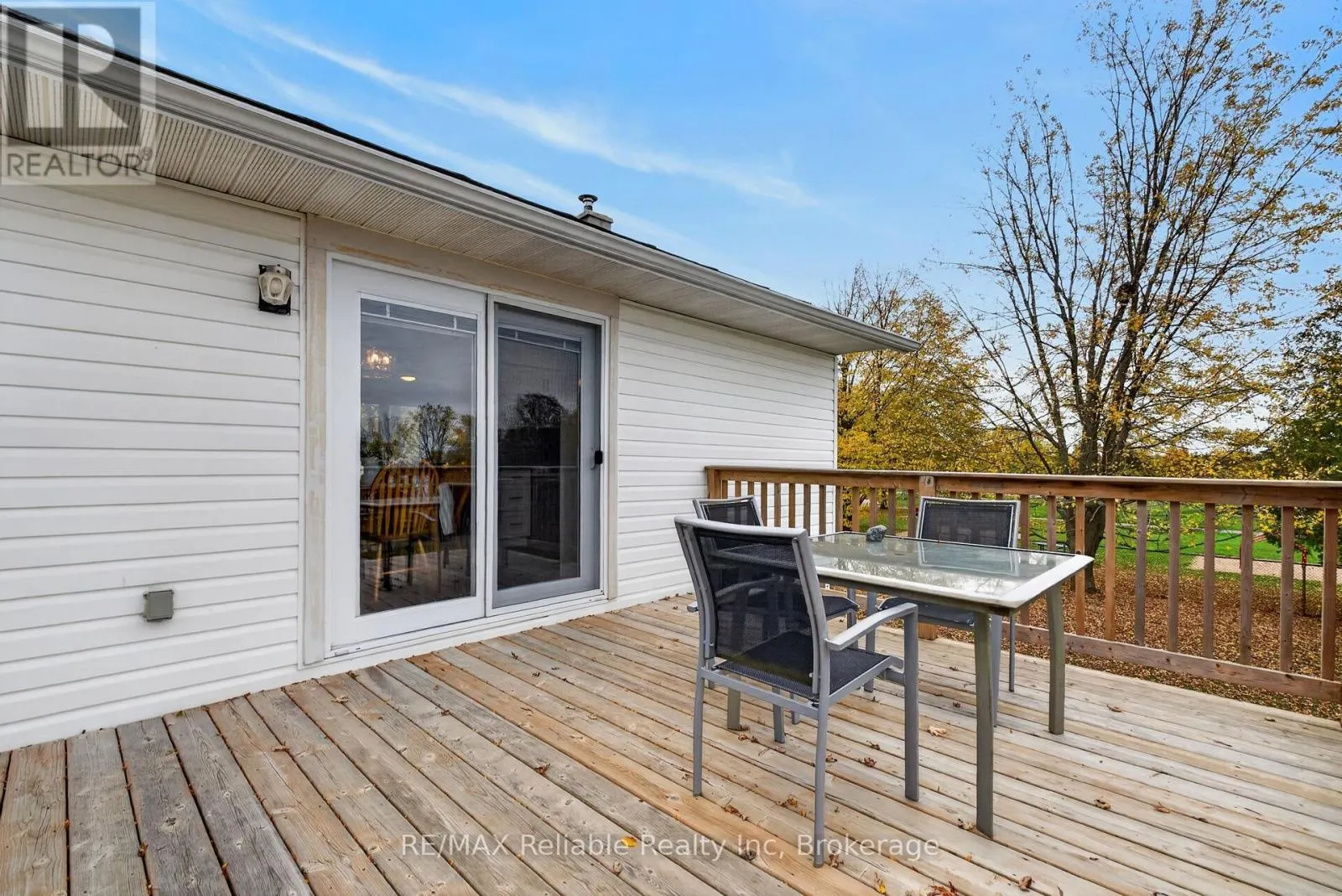 306 LAKESIDE DRIVE