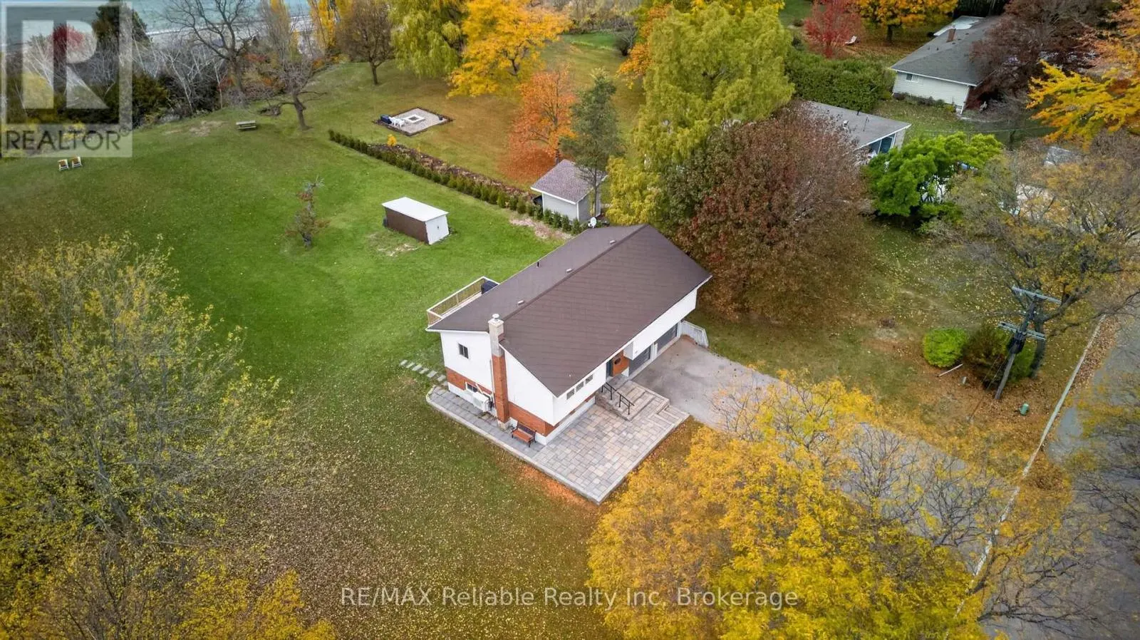 306 LAKESIDE DRIVE