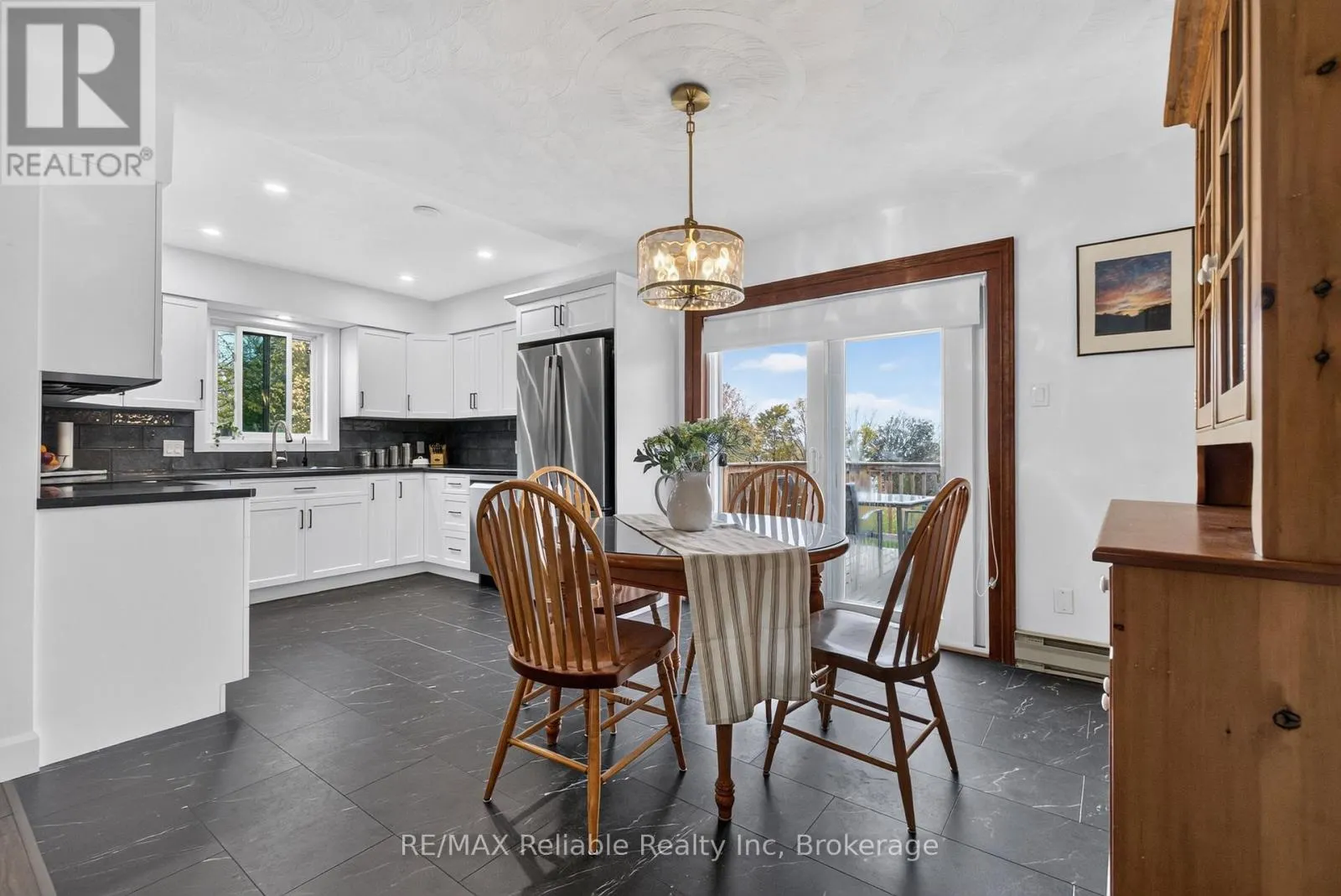 306 LAKESIDE DRIVE