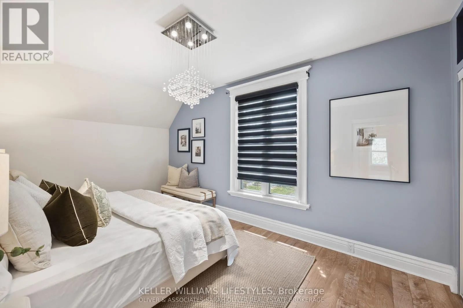 28 RENWICK AVENUE