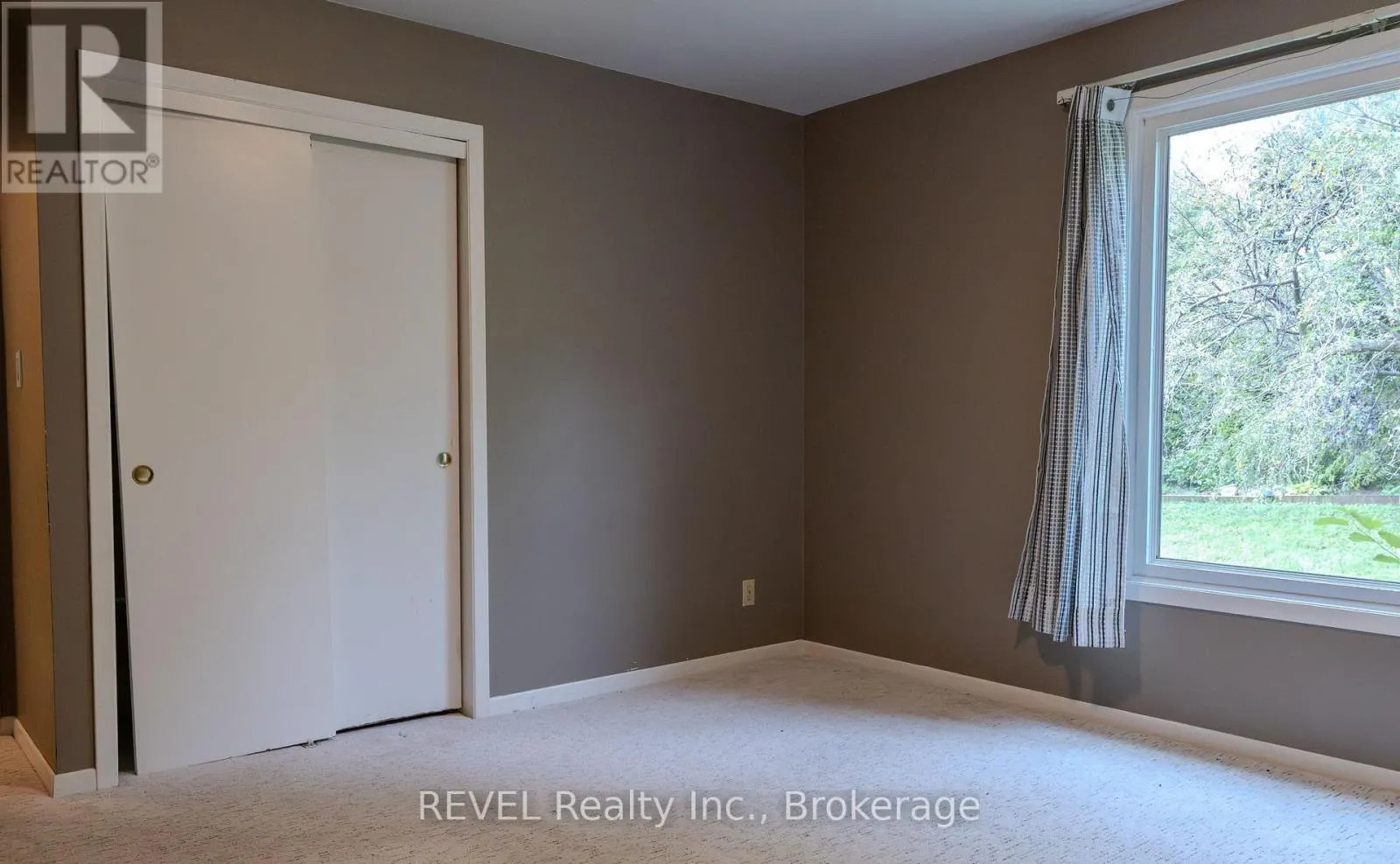 7285 ROLLING ACRES CRESCENT