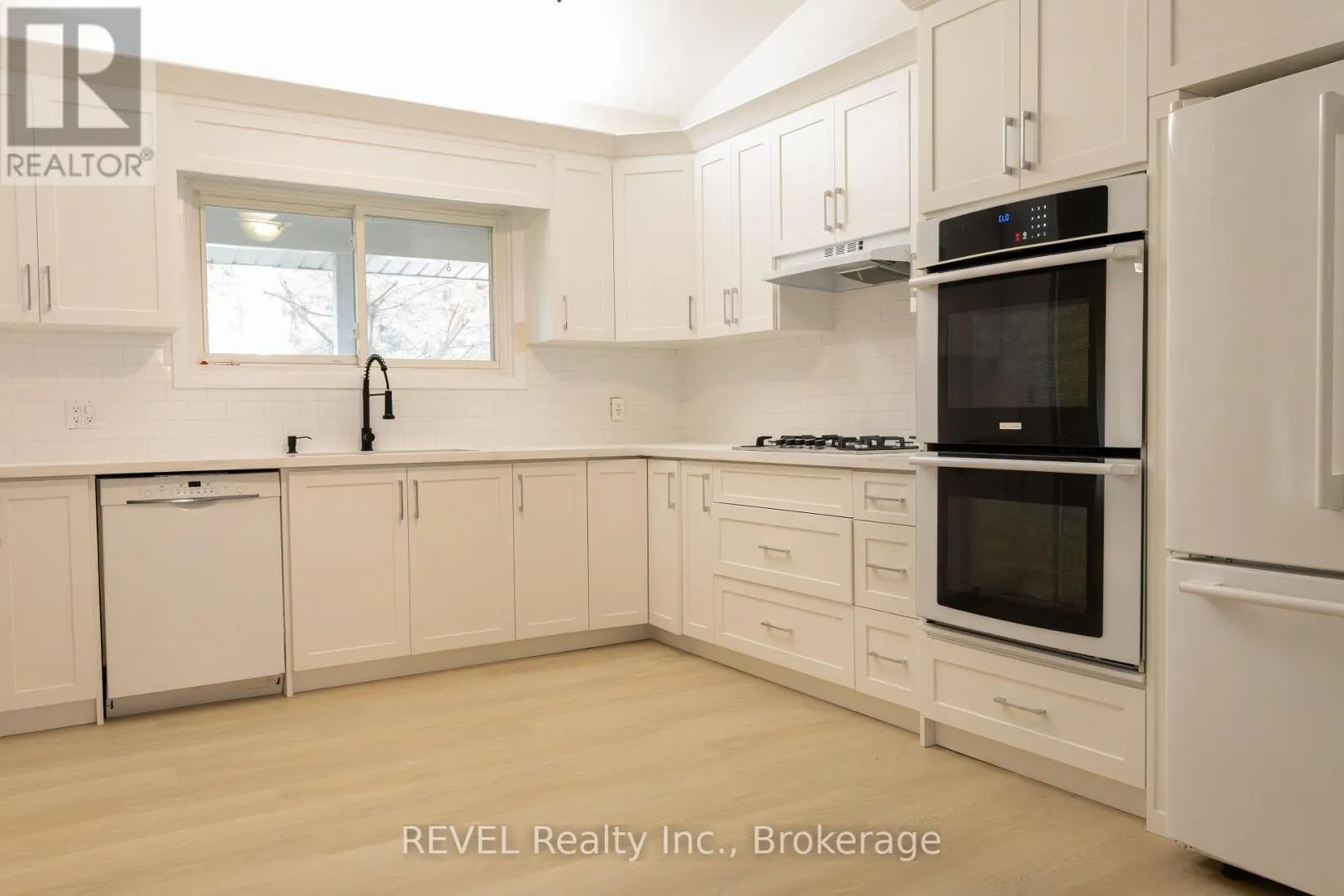 7285 ROLLING ACRES CRESCENT