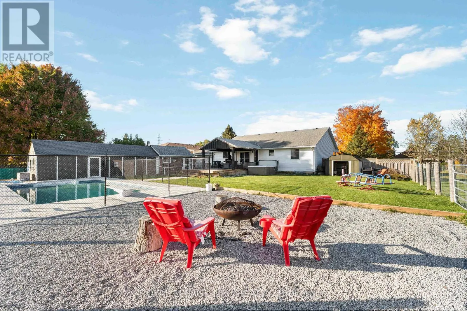 1523 BARRON ROAD