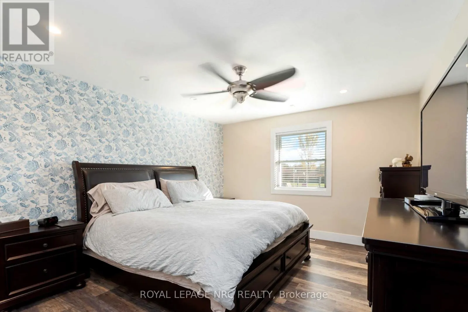 1523 BARRON ROAD