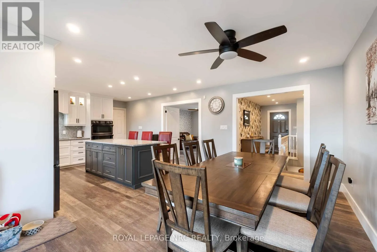 1523 BARRON ROAD