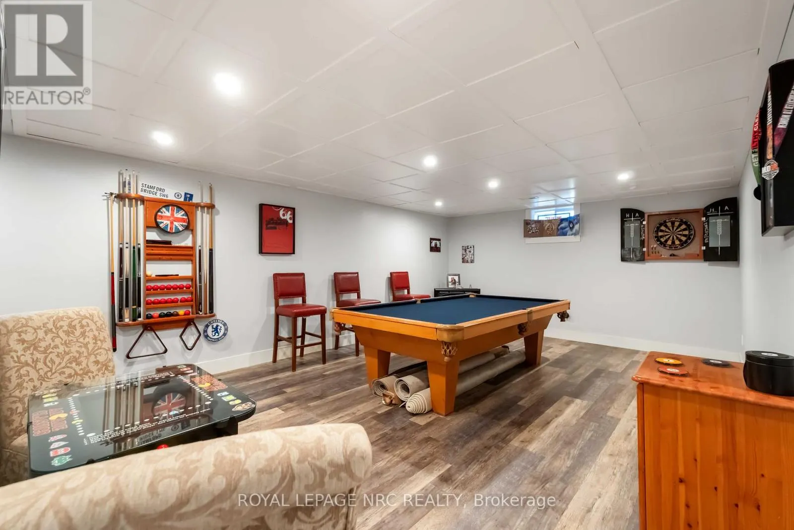 1523 BARRON ROAD