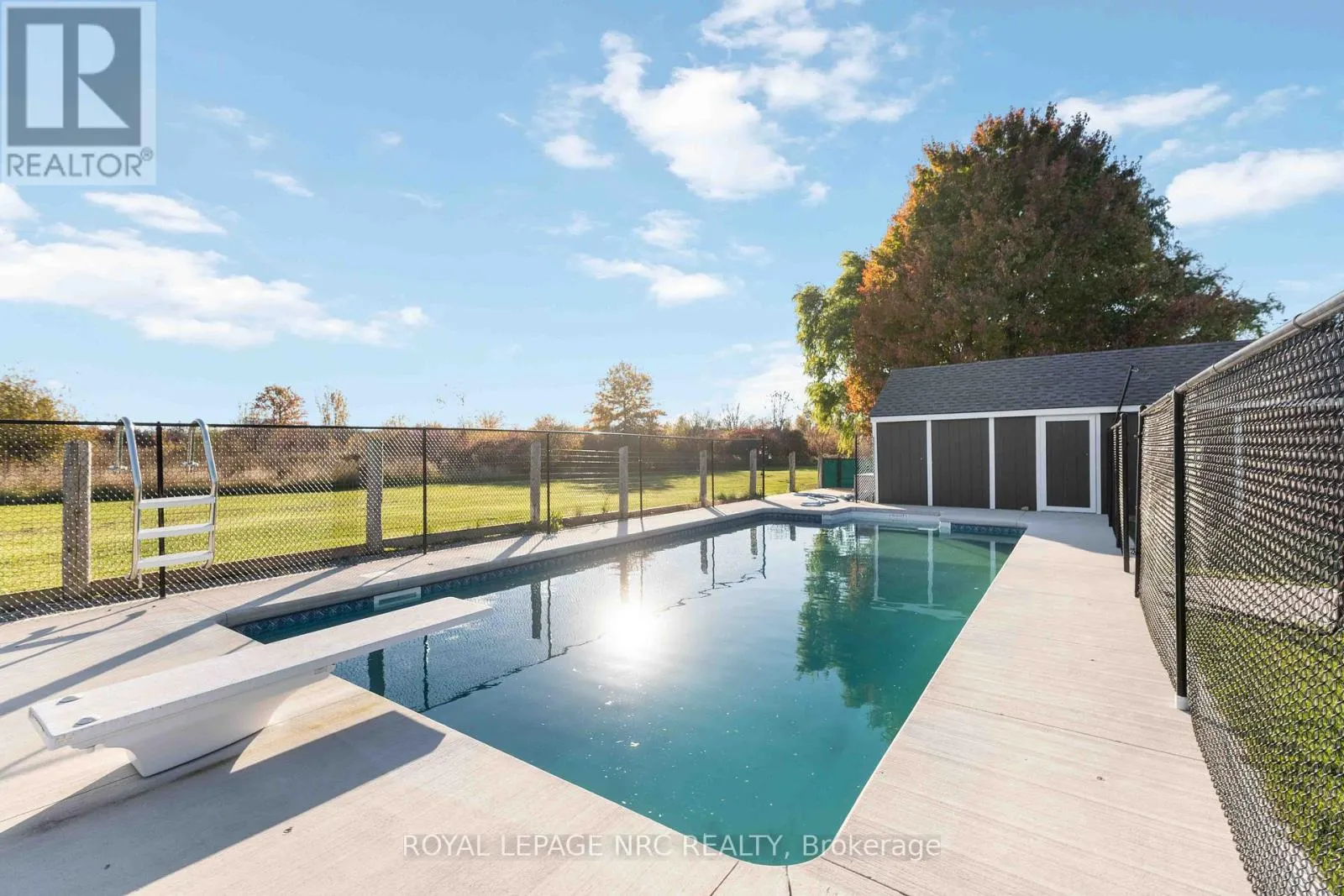 1523 BARRON ROAD