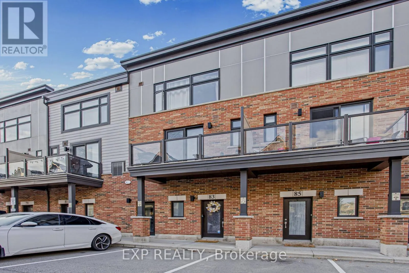 83 ESPLANADE LANE
