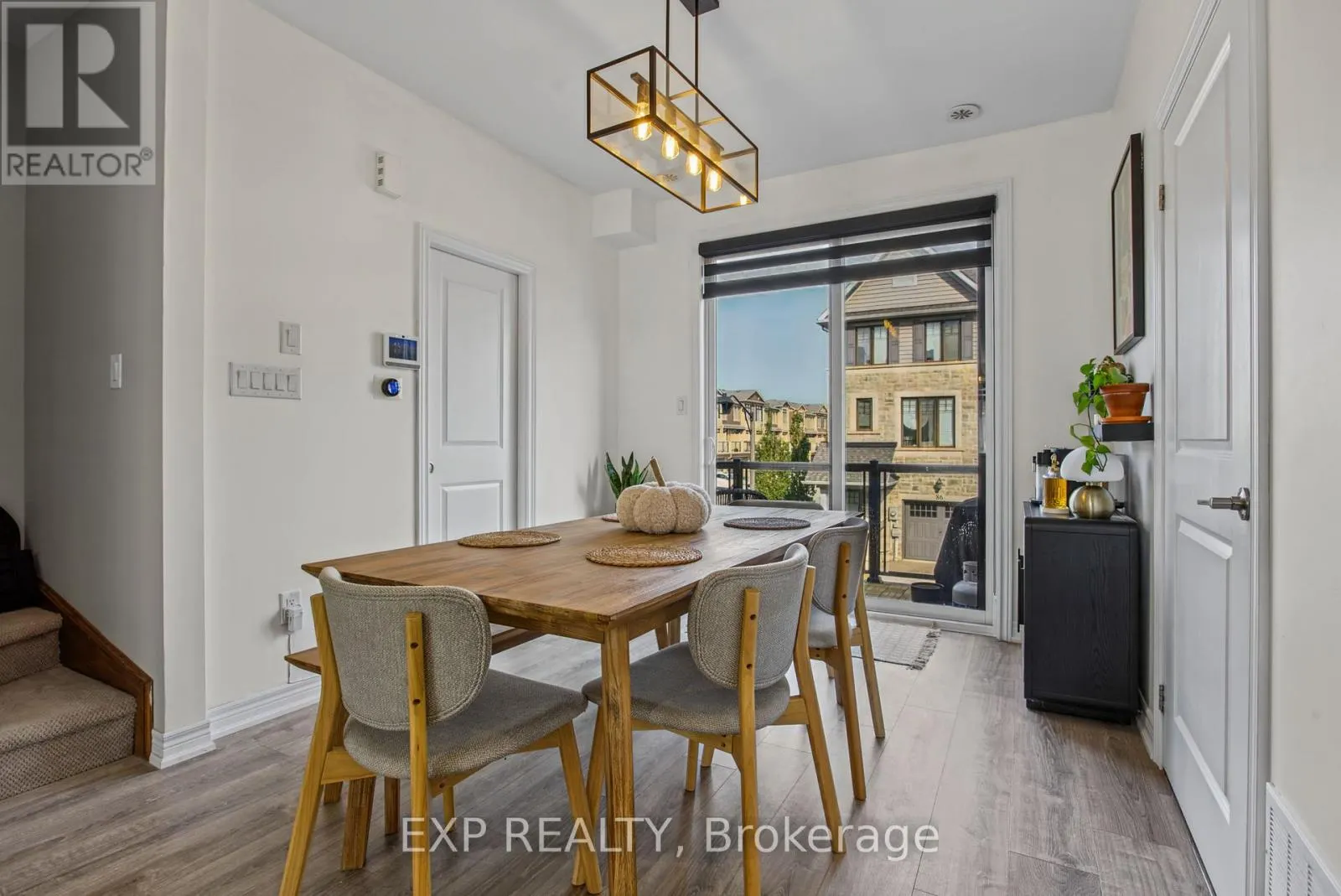 83 ESPLANADE LANE