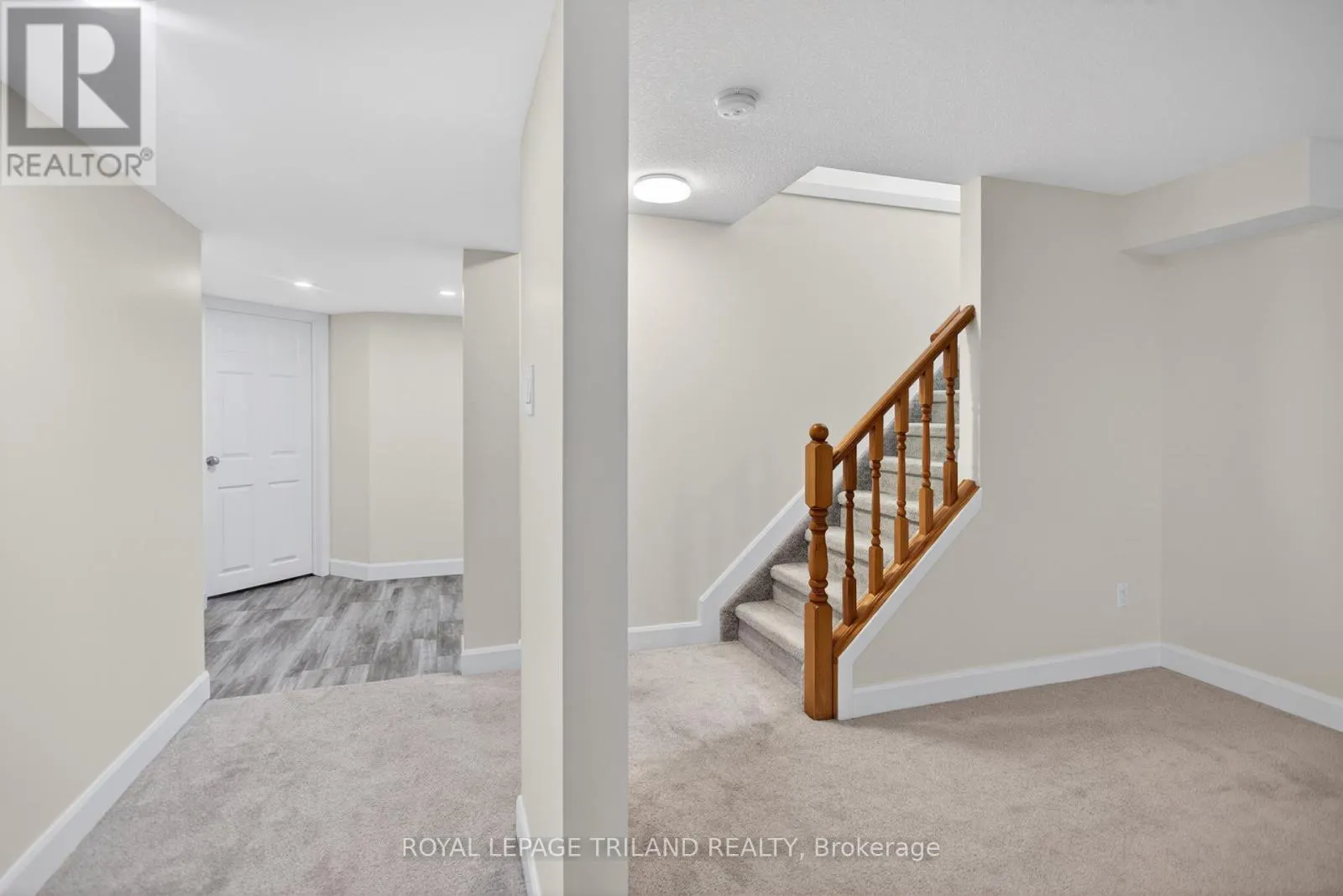 48 COTTONWOOD DRIVE