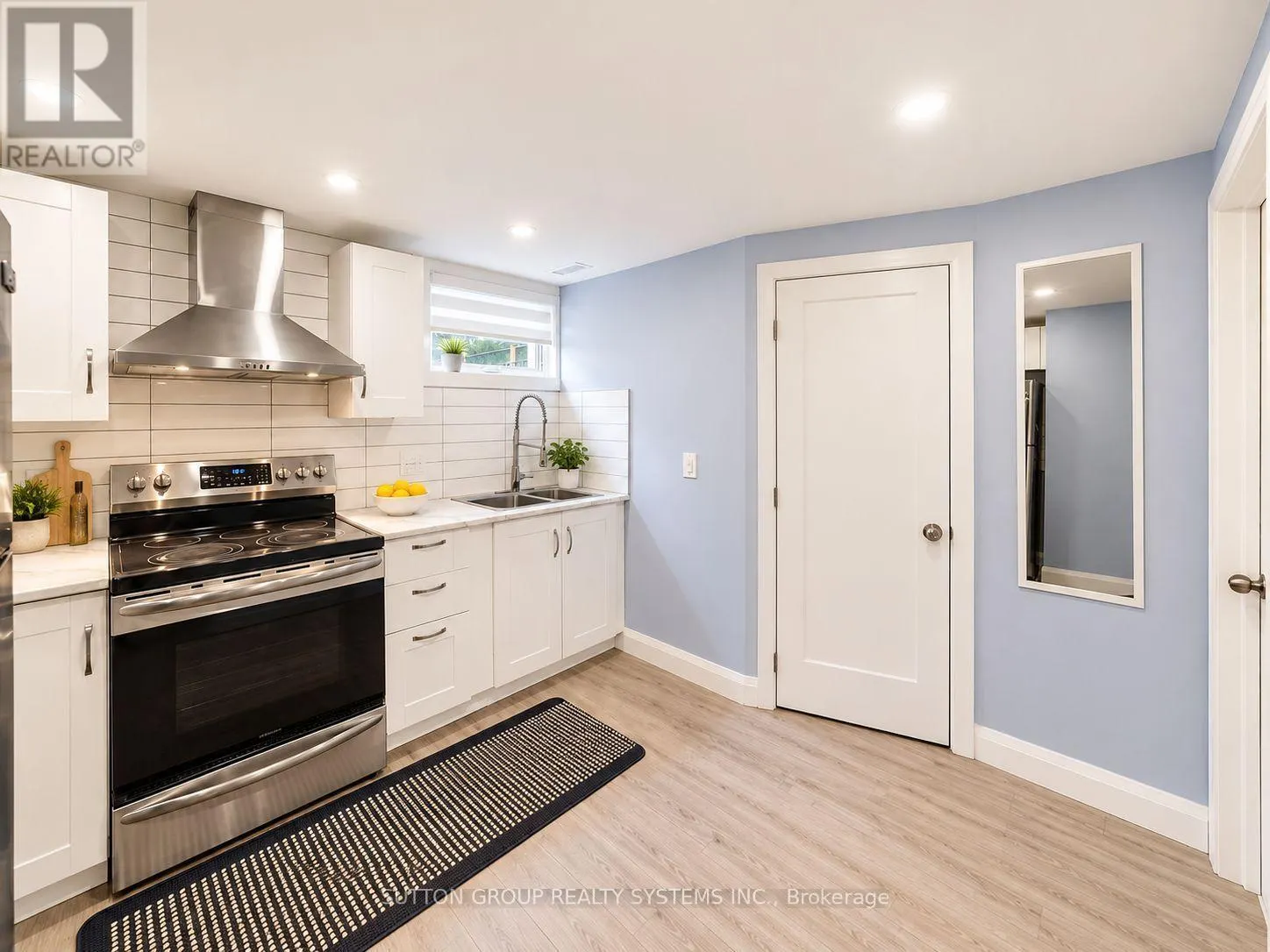 LOWER LEVEL - 86 CARLYLE DRIVE