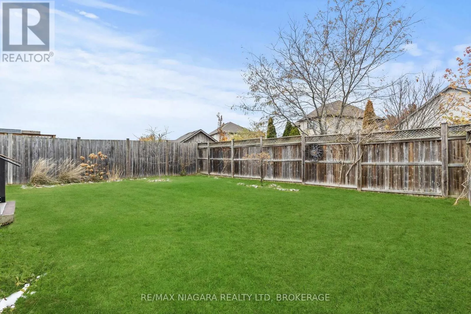 9147 HENDERSHOT BOULEVARD