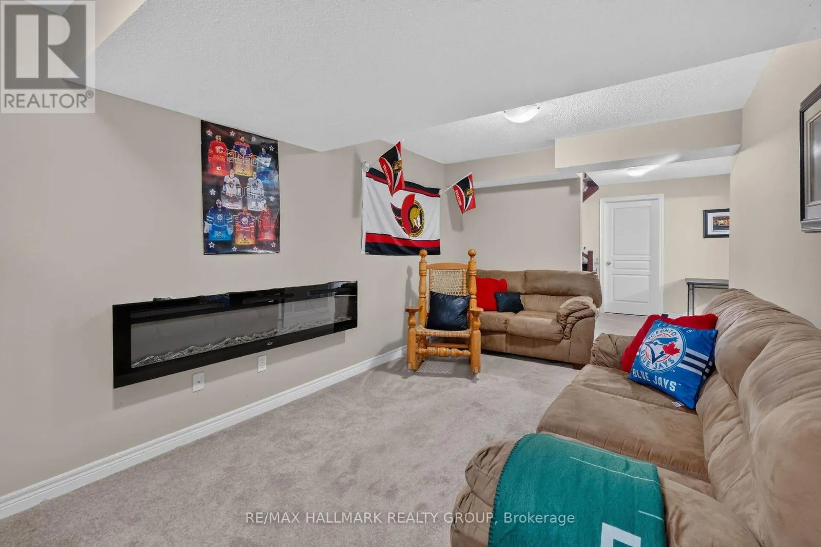 147 WHISPERING WINDS WAY