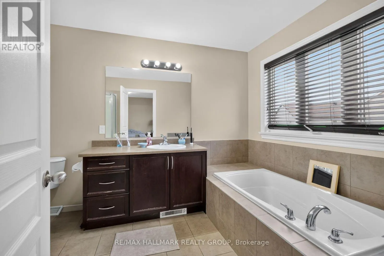 147 WHISPERING WINDS WAY