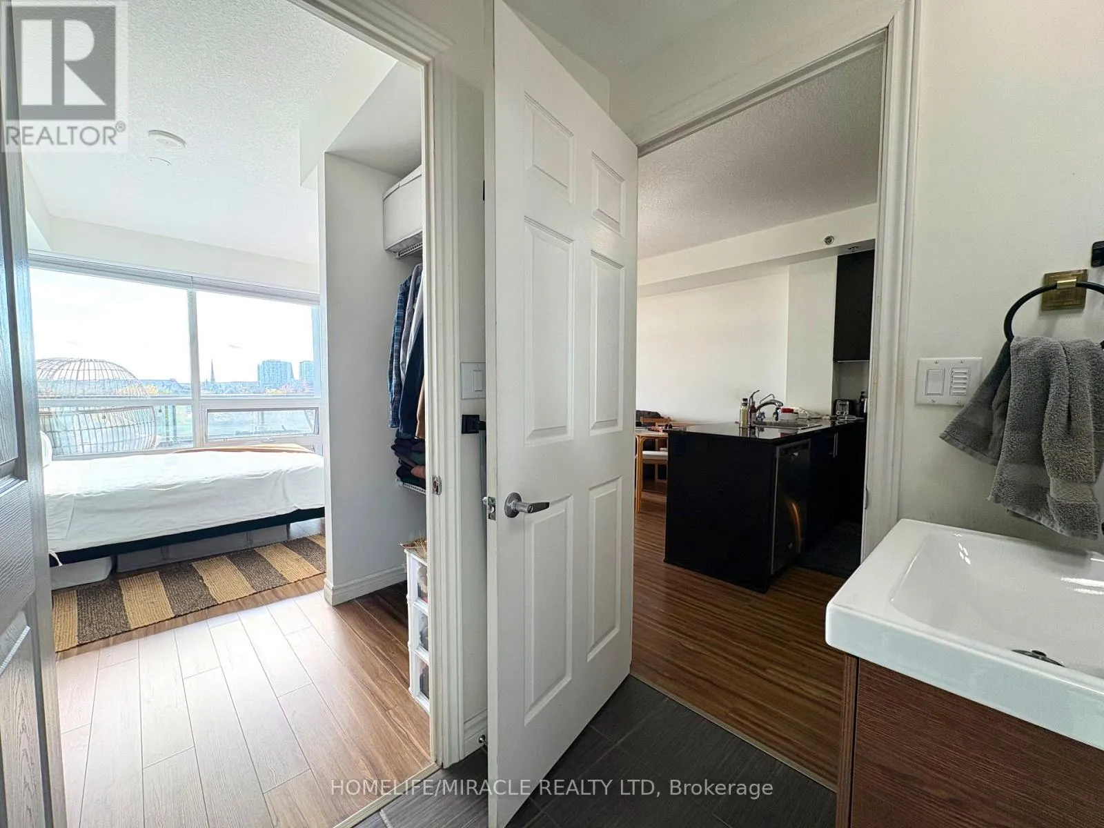 206 - 150 WATER STREET