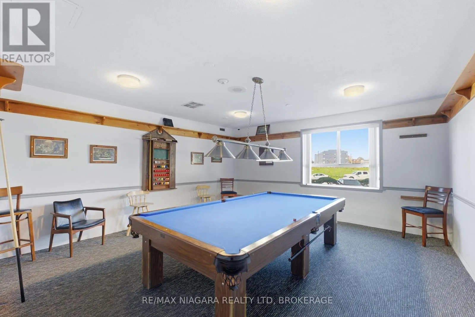 411 - 7 GALE CRESCENT #411