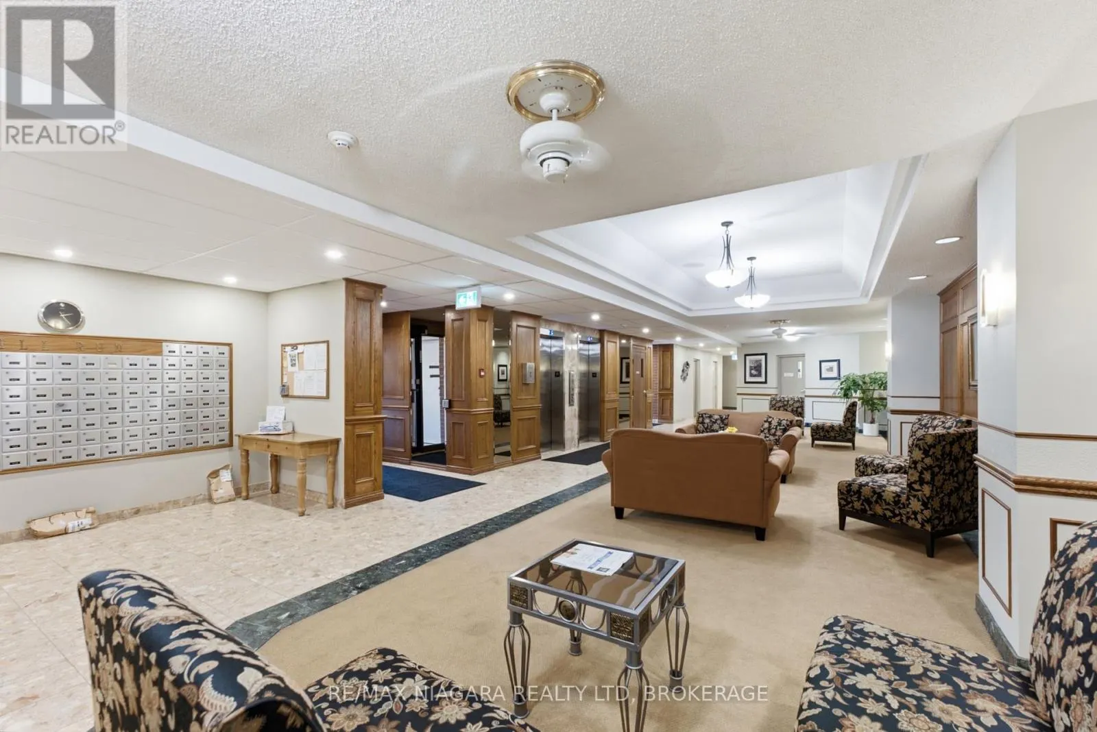 411 - 7 GALE CRESCENT #411