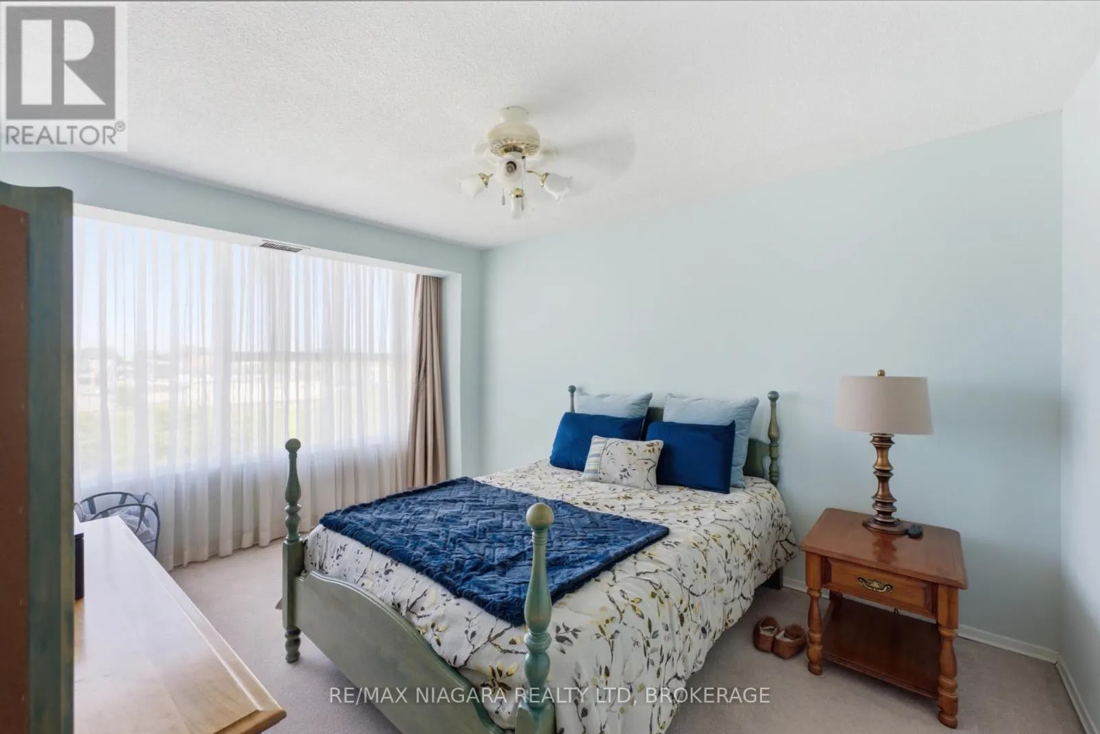411 - 7 GALE CRESCENT #411
