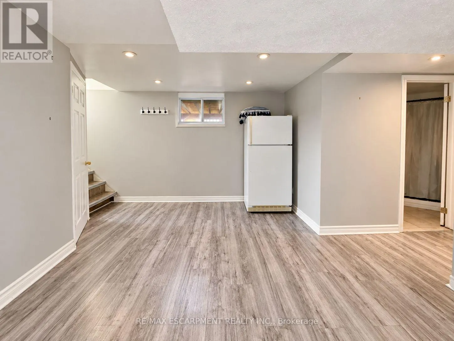 272 UPPER PARADISE ROAD