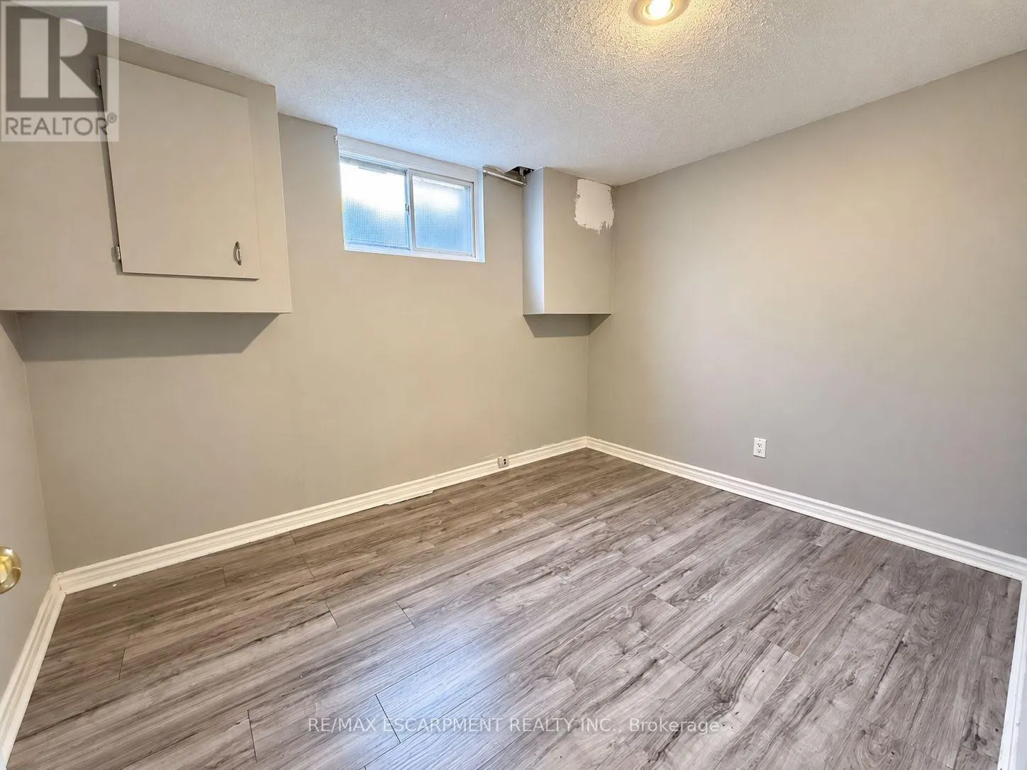 272 UPPER PARADISE ROAD