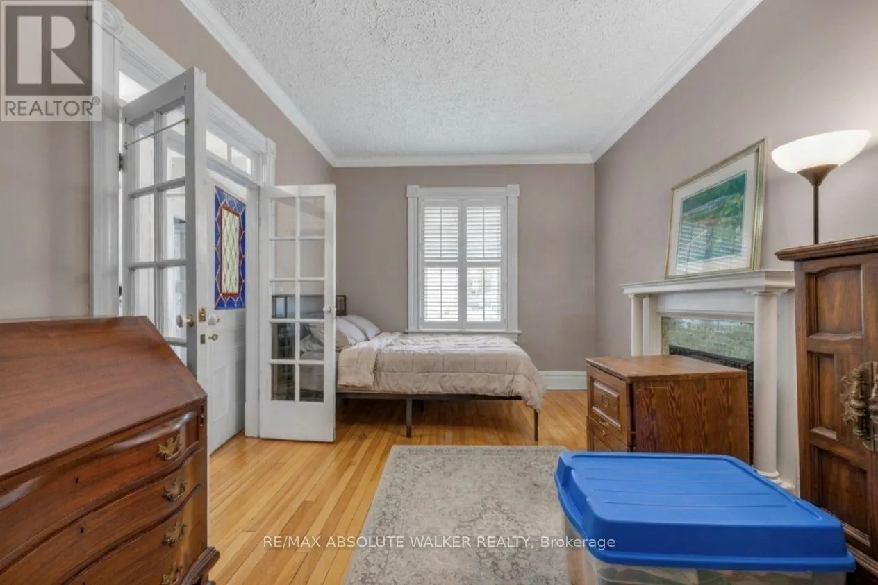27 ARGYLE AVENUE