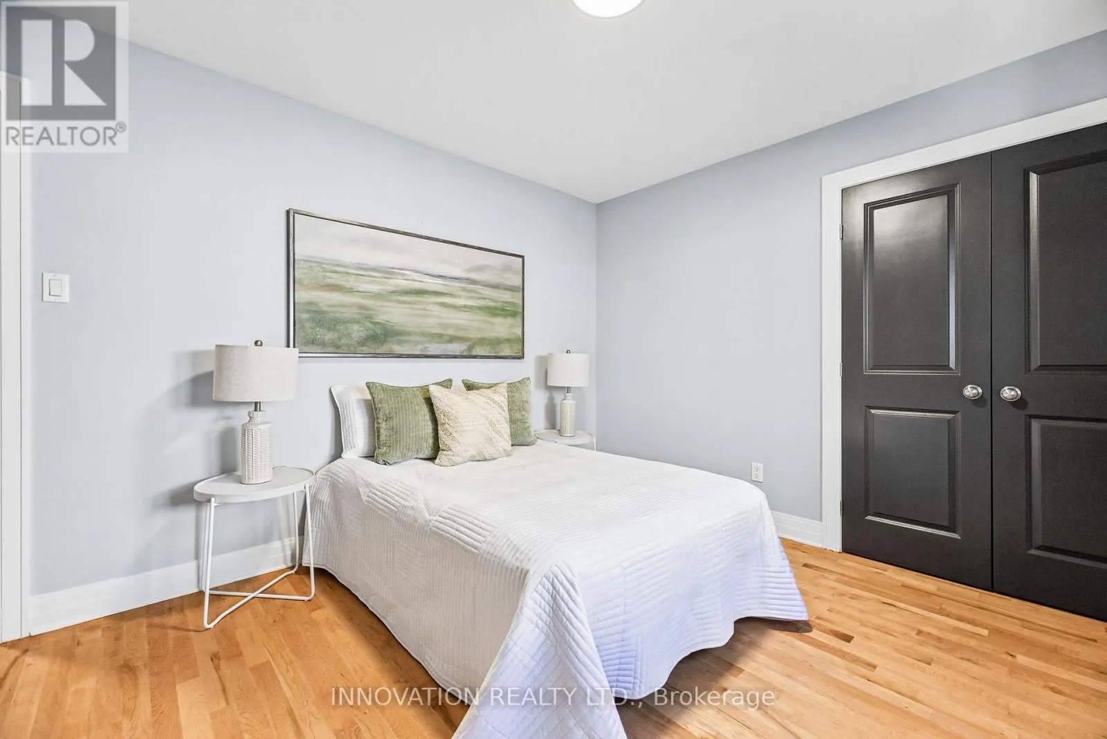 523 ADAMSON CRESCENT