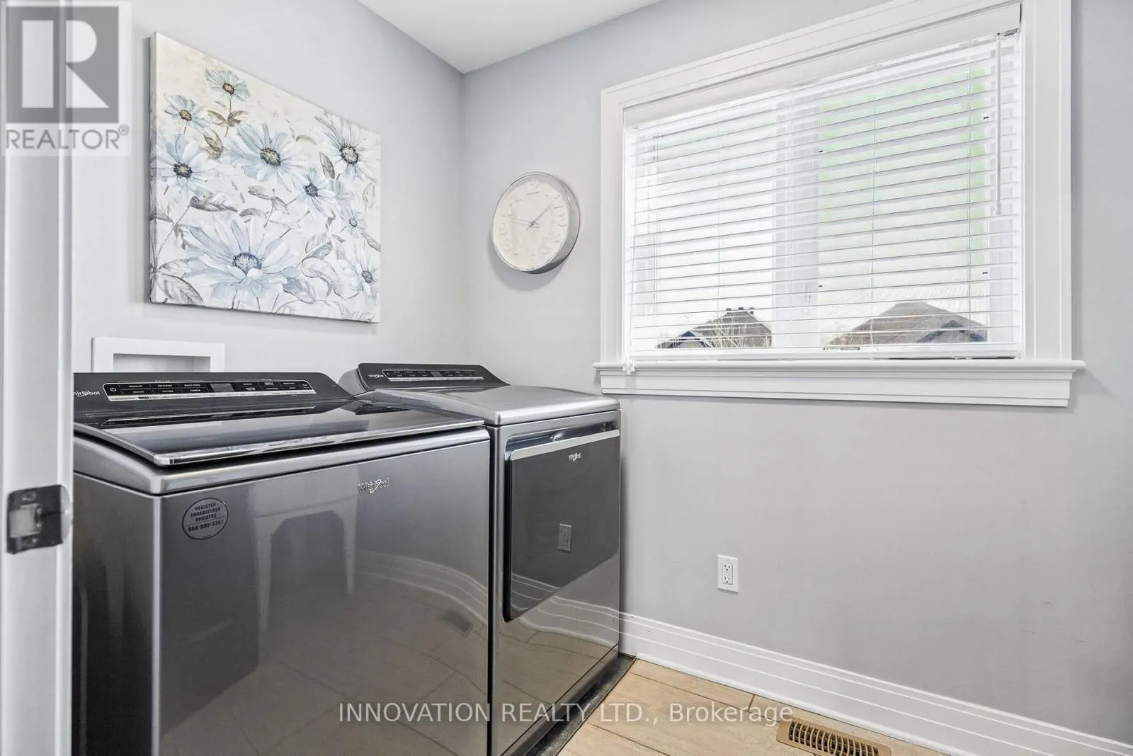523 ADAMSON CRESCENT