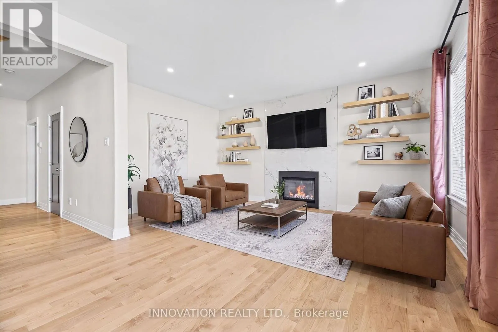 523 ADAMSON CRESCENT