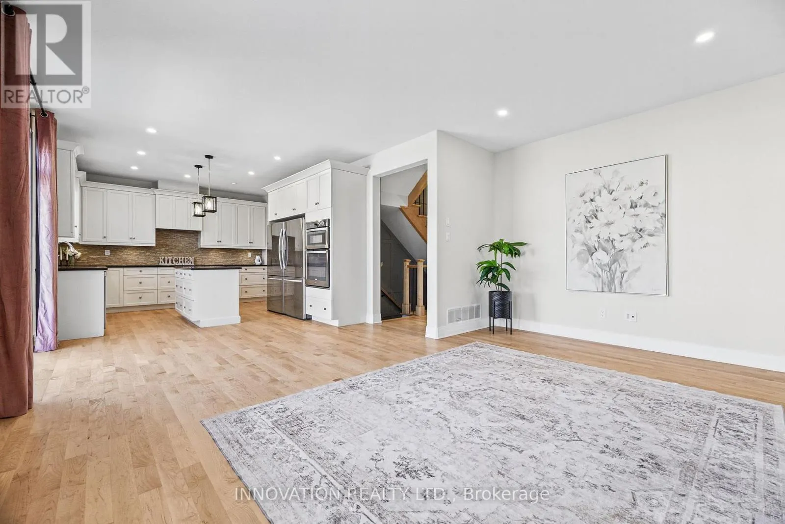 523 ADAMSON CRESCENT