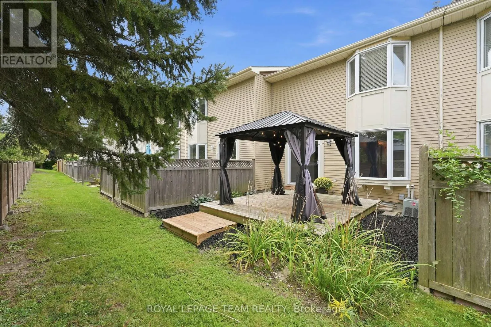 304 VALADE CRESCENT