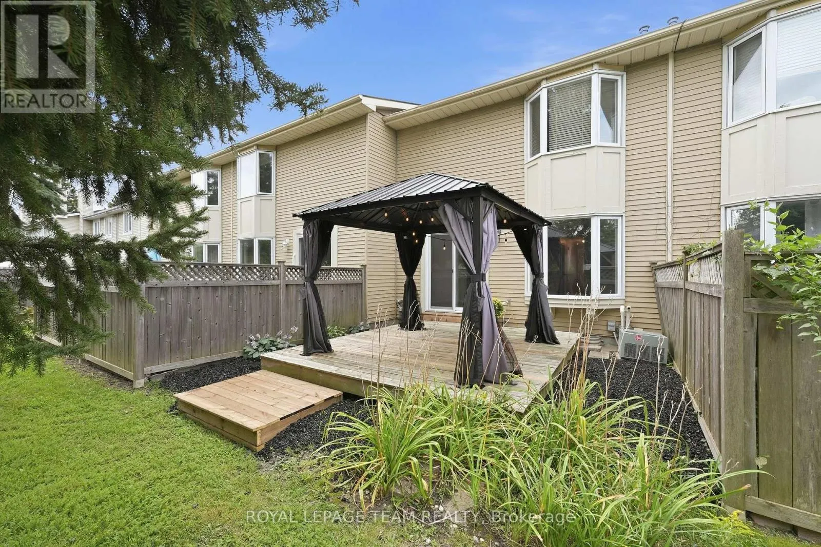 304 VALADE CRESCENT