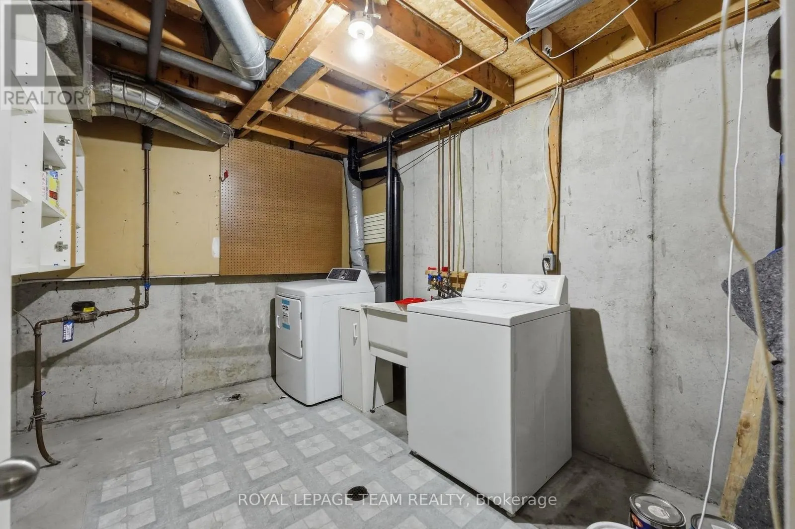 304 VALADE CRESCENT