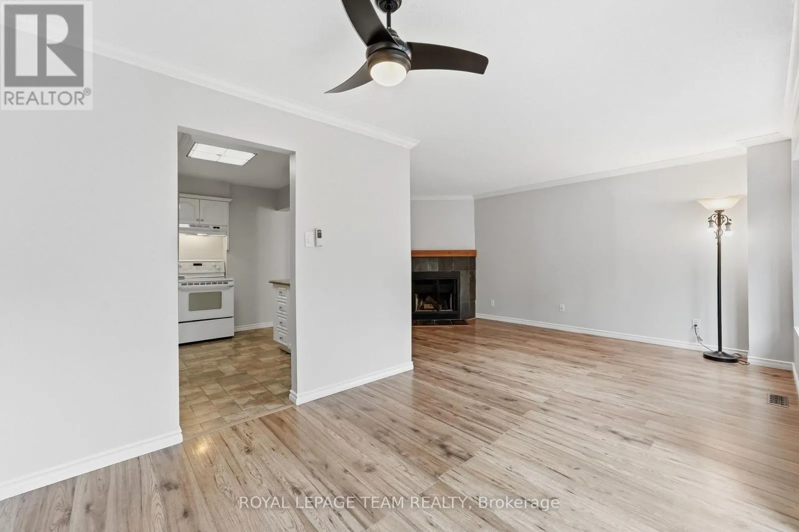 304 VALADE CRESCENT