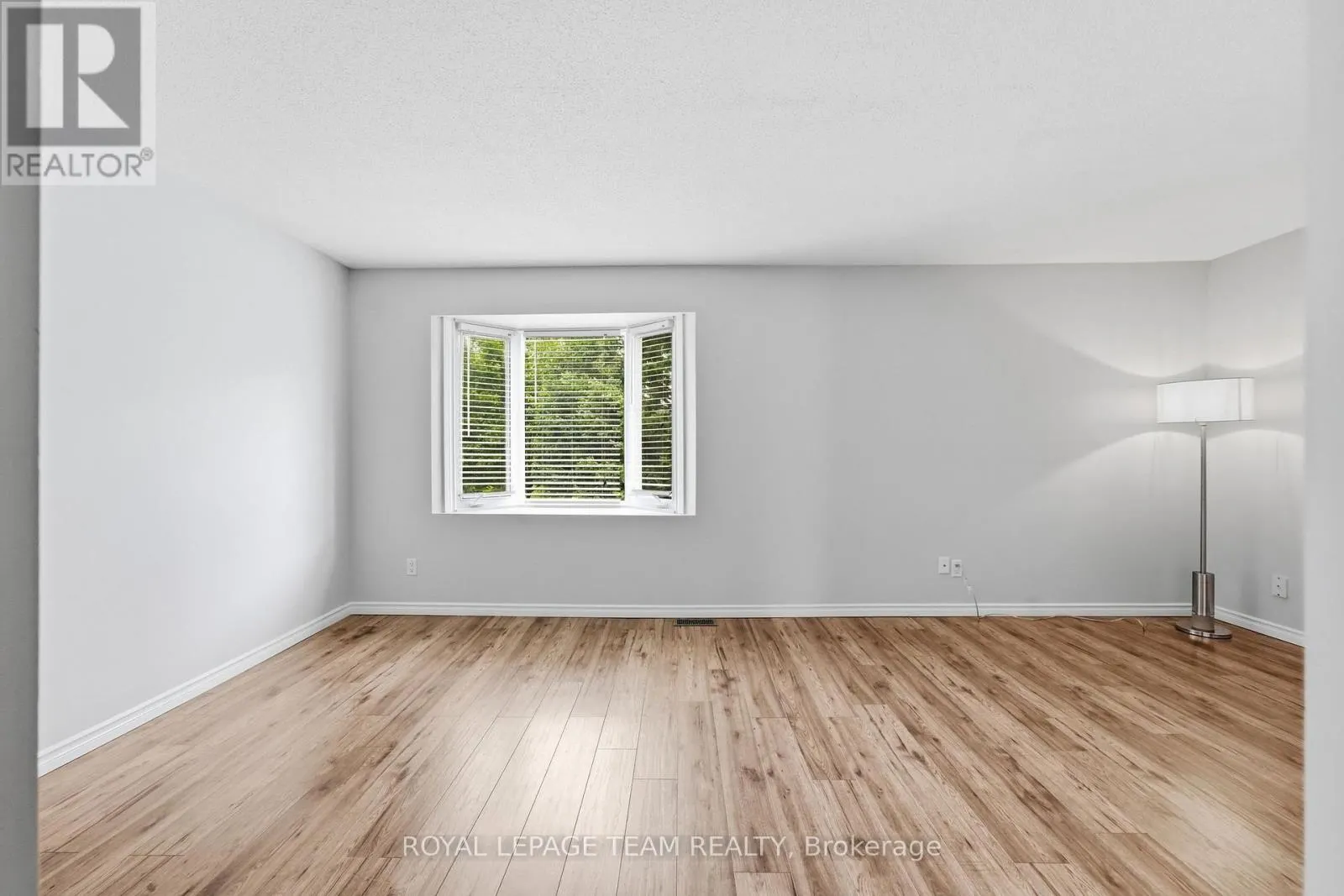 304 VALADE CRESCENT