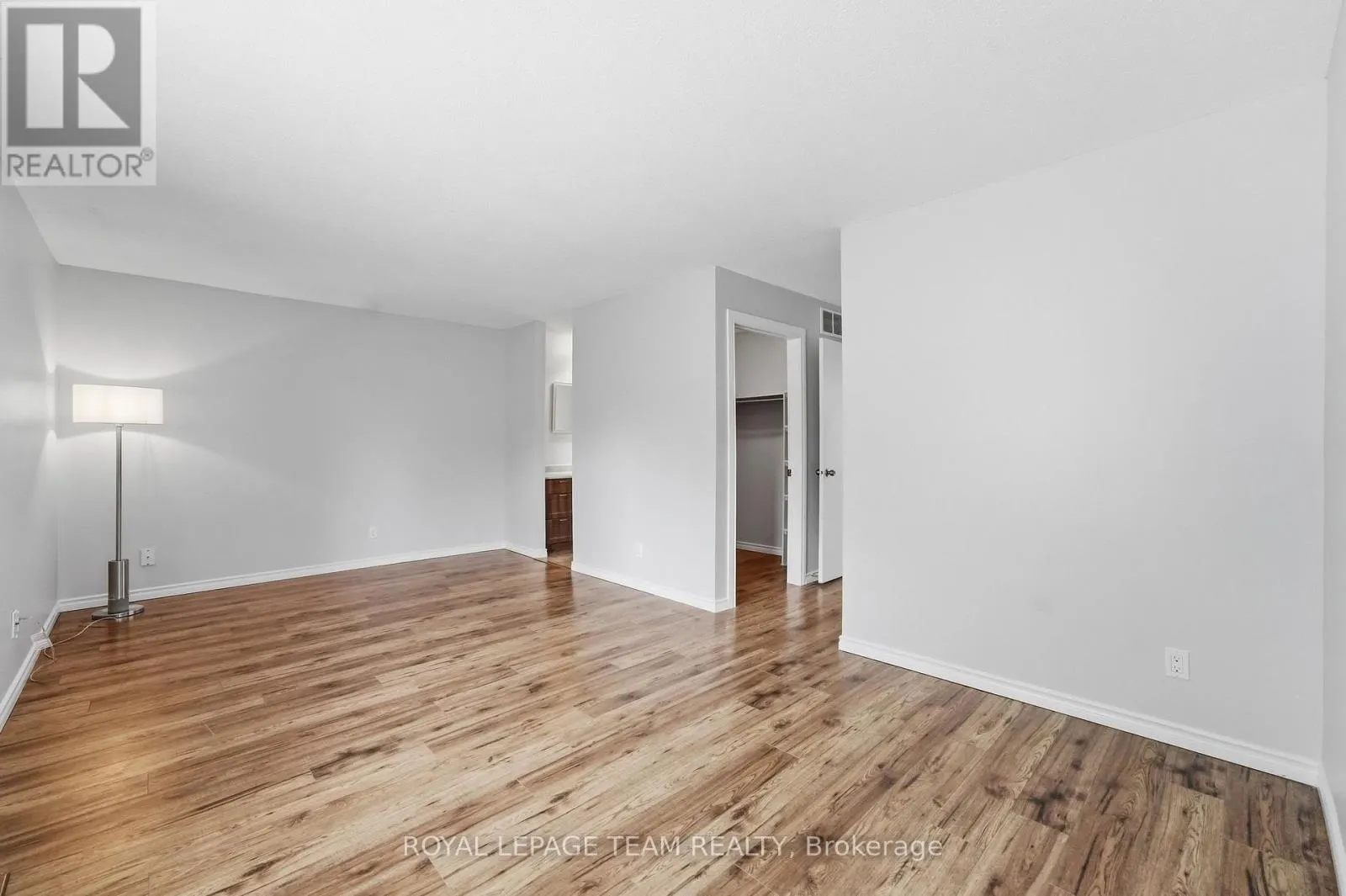 304 VALADE CRESCENT