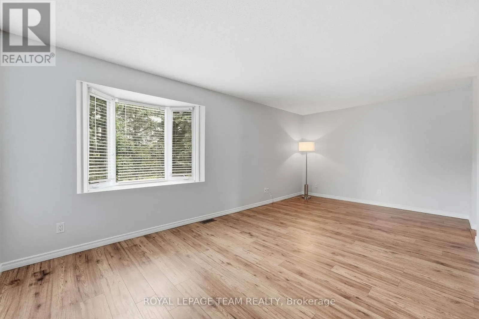304 VALADE CRESCENT