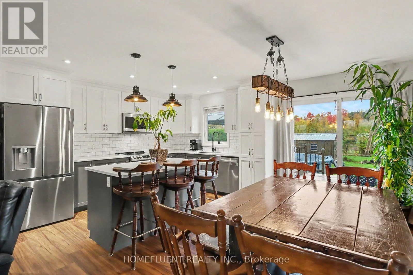1485 LAVIGNE ROAD