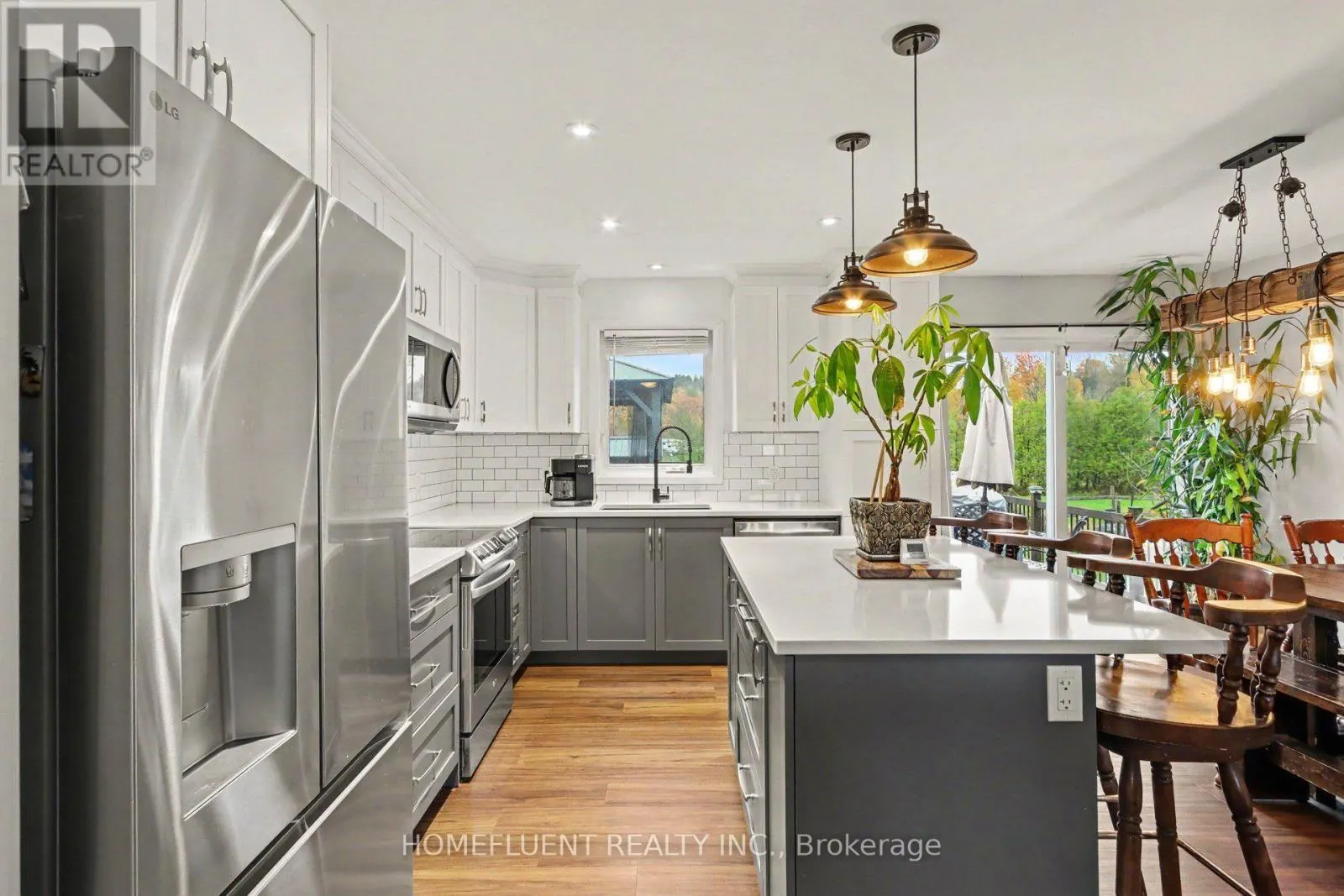 1485 LAVIGNE ROAD